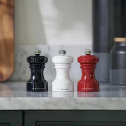 Cole & Mason Hoxton Pepper,
