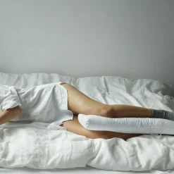Nordic Sleep by Fossflakes KneeAnkel pude